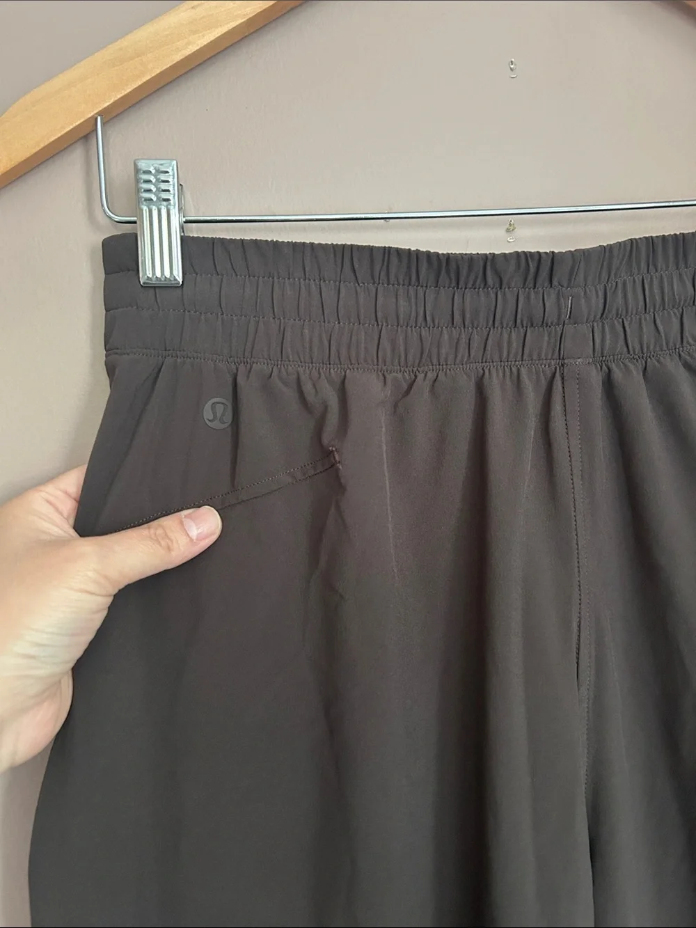 Lululemon Swift Mid Rise Wide Leg Pant Brown Lightweight Size 6